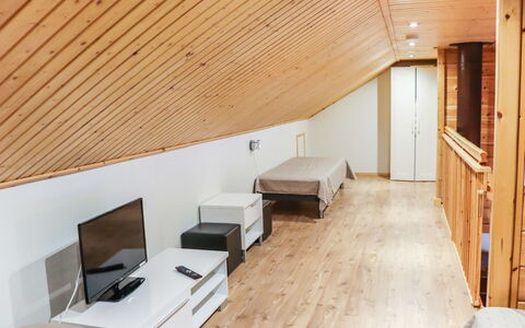 Lampitaival 6B: Mueble, Diseño De Interiores, Piso, Suelo, Mesa, Techo, Cocina Y Comedor Mesa, Encendiendo, Silla, Casa