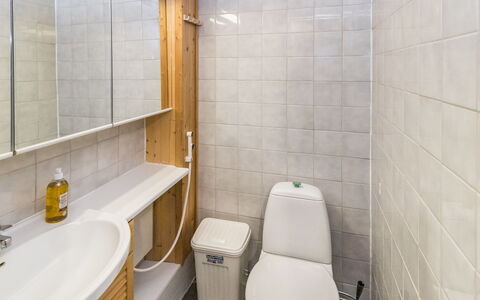 Talles: Asiento Del Baño, Baño, Arreglo De Tubería, Baño, Pared, Piso, Lavabo Del Baño, Suelo, Lavabo, Diseño De Interiores