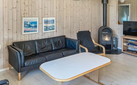 Fredrike - 500M from the Sea