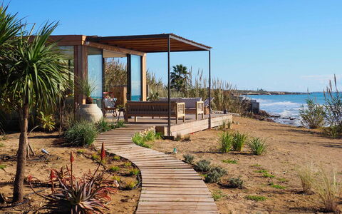 Casa Ninfa - Ispica, Sicilia: Agua, Planta, Cielo, Sombra, Paisaje Natural, El Terreno Del Lote, Lago, Biome, Paisaje, Bienes Raíces