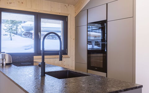 Turracher Höhe 160: Madera, Cocina, Diseño De Interiores, Piso, Mostrador, Gabinetes, Casa, Suelo, Techo, Aparato De Cocina