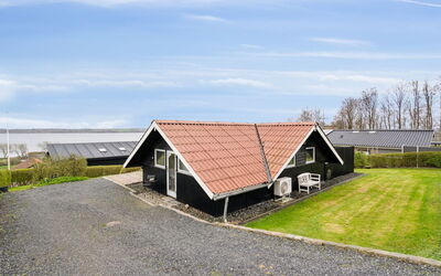 Anu - 400M from the Sea