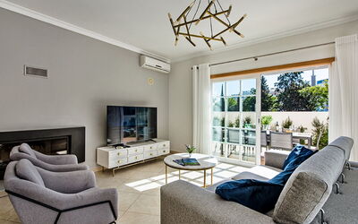 Demi - Vip Properties