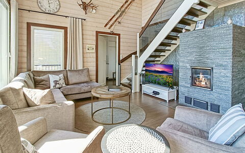 Rantatähti: Madera, Diseño De Interiores, Techo, Piso, Casa, Mueble, Sala, Suelo, Sofá, Habitación