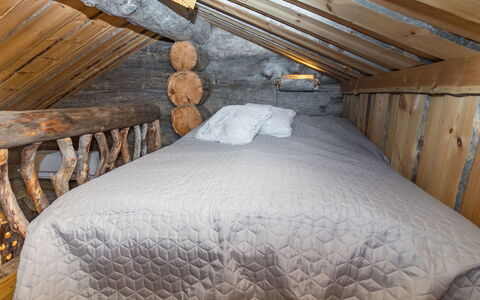 Villa Saaruakuja 3 As.1: Madera, Habitación, Linos, Suelo, Lecho, Sábana, Techo, Ático, Cama, Madera Dura