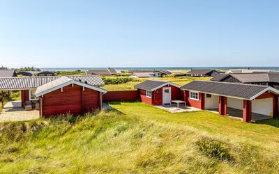 Patti - 280M from the Sea