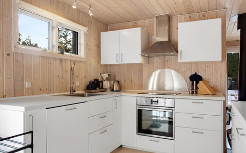 Dwerg - 500M from the Sea: Mueble, Diseño De Interiores, Sofá, Piso, Suelo, Sala, Habitación, Mesa, Silla, Departamento