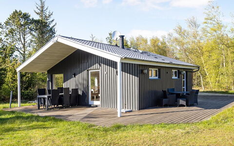 Dwerg - 500M from the Sea: Mueble, Diseño De Interiores, Sofá, Piso, Suelo, Sala, Habitación, Mesa, Silla, Departamento