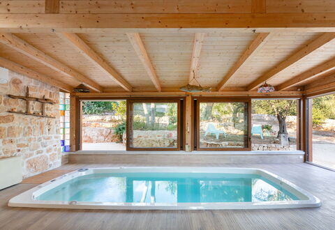 Trulli Di Grieco: Agua, Propiedad, Azur, Piscina, Edificio, Diseño De Interiores, Arquitectura, Sombra, Ocio, Madera