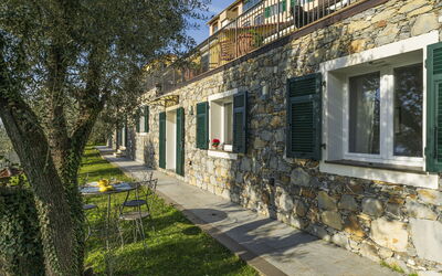 Apartment With Sea View, Private Garden, Bogliasco