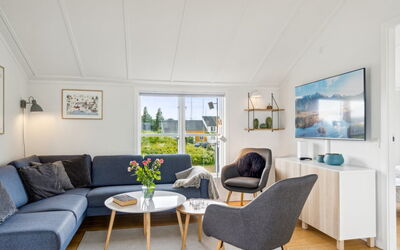 Sebiorn - 5M from the Sea
