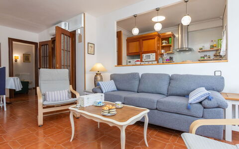 Dr.fleming: Sofá, Mesa, Mueble, Propiedad, Edificio, Azur, Madera, Diseño De Interiores, Encendiendo, Naranja