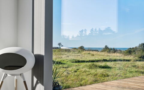 Fridhild - 1.5Km from the Sea: Casa, Casa, Puerta, Techo, Cabaña, Inmuebles, Jardín, Sombra, Vía Muerta, Yarda