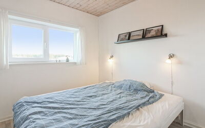 Truls - 700M from the Sea