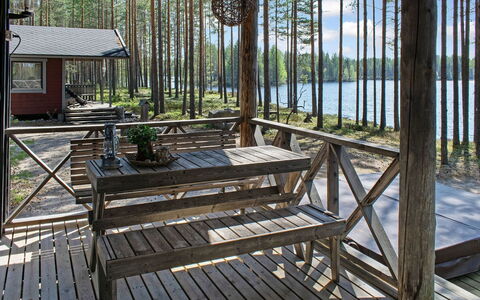 Kultahiekka: Madera, Porche, Cubierta, Madera Dura, Sombra, Tablón, Estructura Al Aire Libre, Mesa Al Aire Libre, Manchas De Madera, Material Natural