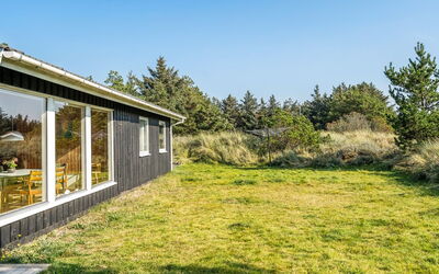Swenki - 700M from the Sea