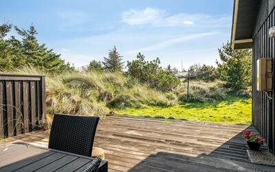 Swenki - 700M from the Sea