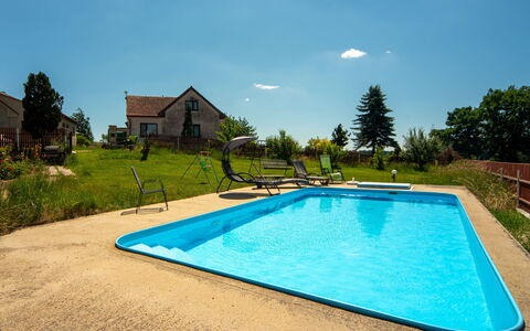Filip: Azul, Piscina, Ocio, Recurso, Casa De Campo, Inmuebles, Paisajismo, Patio Interior, Eco Hotel, Villa