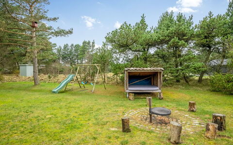 Orm - 2.3Km from the Sea: Cabaña, Cobertizo, \Choza, Casa De Campo, Pradera, Choza, Granero, Cuarto De Troncos, Edificios Del Jardín