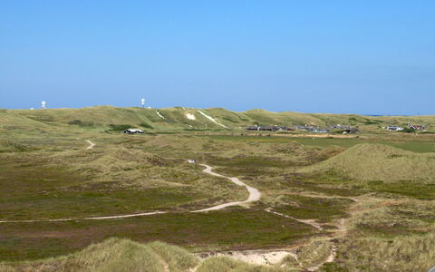 Werna - 800M from the Sea: Techo, Casa, Casa, Cabaña, Puerta, Vía Muerta, Cubierta, Porche, Tablón, Madera Dura