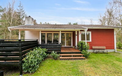Betti - 700M from the Sea