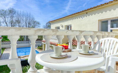 Alojamiento:&nbsp;Muga 169.5