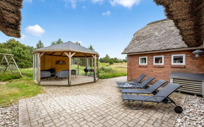 Lieselotte - 2.7Km from the Sea