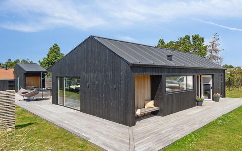 Toyah - 400M from the Sea: Madera, Techo, Arquitectura, Casa, Casa, Cabaña, Vía Muerta, Madera Dura, Pendiente, Inmuebles