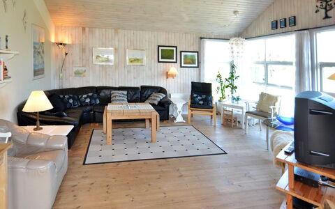 Annalina - 1.1Km from the Sea