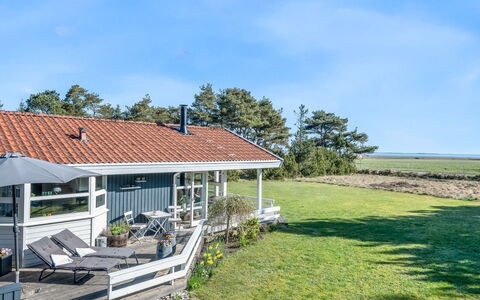 Eltje - 4Km from the Sea: Casa, Techo, Casa, Cabaña, Cobertizo, Edificios Del Jardín, Vía Muerta, Yarda, Cuarto De Troncos, \Choza