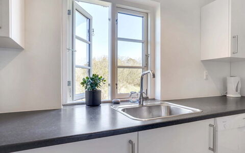 Domnika - 350M from the Sea: Fregadero, Mostrador, Cocina, Piso, Diseño De Interiores, Arreglo De Tubería, Suelo, Grifo, Gabinetes, Lavabo