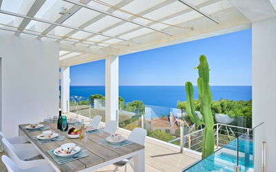 Villa Ola