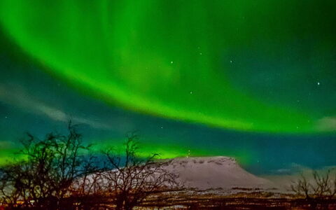 Saana Aurora: Madera, Nieve, Cabaña, Invierno, Techo, Casa, Congelación, Cuarto De Troncos, Vía Muerta, Pendiente