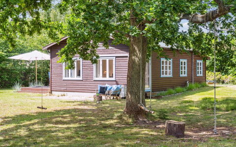Heidl - 1.3Km to the Fjord: Madera, Techo, Arquitectura, Casa, Casa, Cabaña, Vía Muerta, Madera Dura, Pendiente, Inmuebles