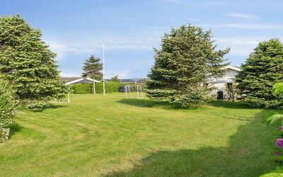 Gudrun - 250M from the Sea