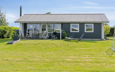 Gudrun - 250M from the Sea