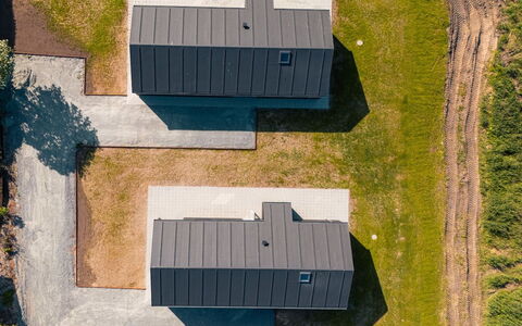 Henryk - 75M from the Sea: Madera, Techo, Arquitectura, Casa, Casa, Cabaña, Vía Muerta, Madera Dura, Pendiente, Inmuebles