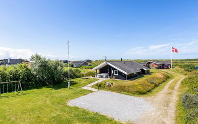 Hariet - 300M from the Sea