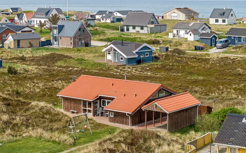 Hughe - 200M from the Sea