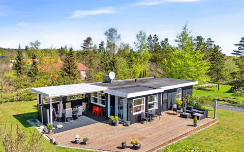 Ønd - 600M from the Sea