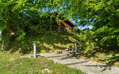 Nantje - 560M to the Fjord: Madera, Techo, Arquitectura, Casa, Casa, Cabaña, Vía Muerta, Madera Dura, Pendiente, Inmuebles