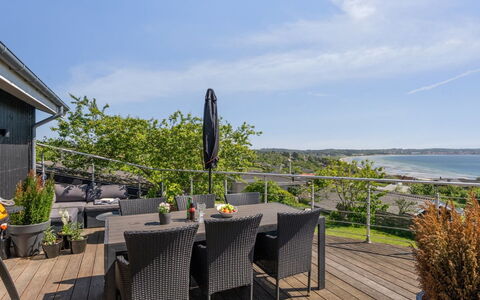 Selke - 300M from the Sea: Casa, Casa, Techo, Cabaña, Inmuebles, Paisajismo, Edificios Del Jardín, Vía Muerta, Casa De Campo