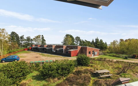 Rufina - 3.5Km from the Sea: Hierba, El Terreno Del Lote, Casa, Cobertura Del Suelo, Inmuebles, Jardín, Paisajismo, Yarda, Entrada De Coches, Casa De Campo