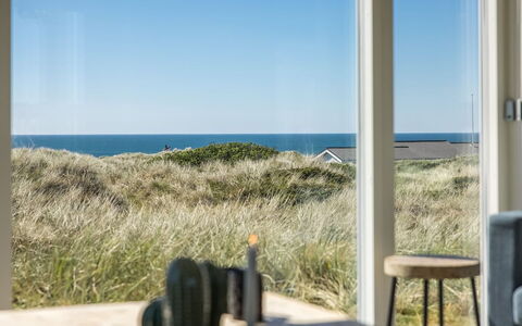 Carit - 450M from the Sea: Madera, Casa, Porche, Cubierta, Madera Dura, Techo, Manchas De Madera, Suelos De Madera, Eco Hotel