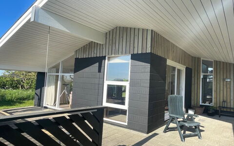 Hansen - 600M from the Sea