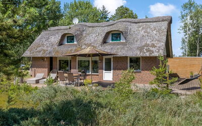Kersta - 3.3Km from the Sea