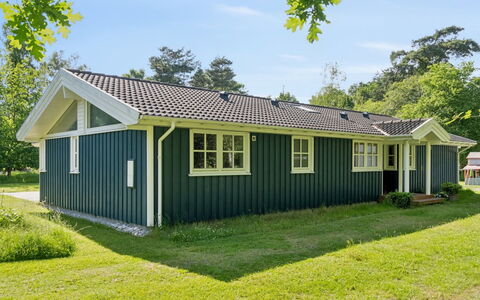 Launo - 1.1Km to the Fjord: Inmuebles, Sombra, Entrada De Coches, Casa De Campo