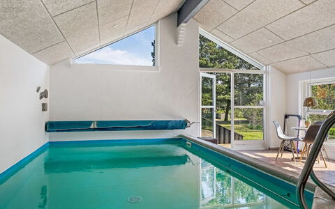 Persa - from the Sea: Mueble, Diseño De Interiores, Piso, Suelo, Techo, Habitación, Silla, Mesa, Departamento, Cocina Y Comedor Mesa