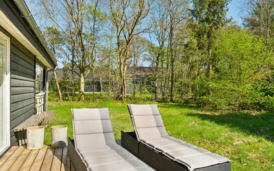 Ilsebeth - 250M from the Sea