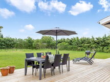 nandolf - 650m From The Sea